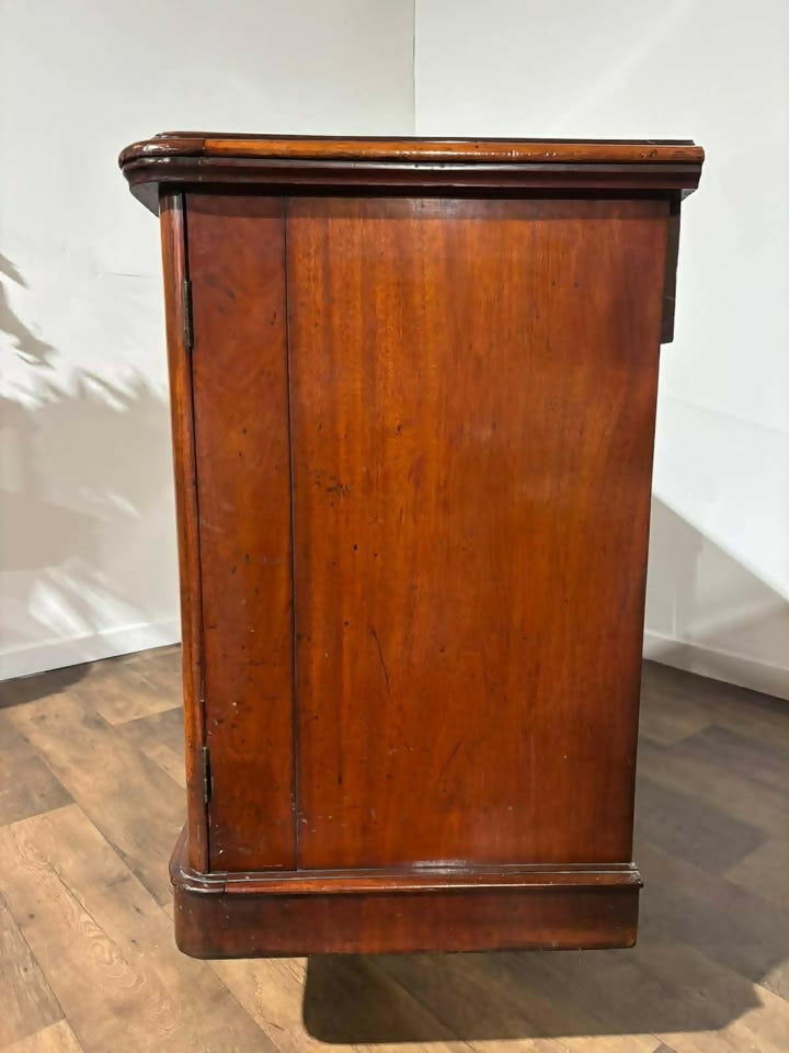 Victorian Mahogany Sideboard