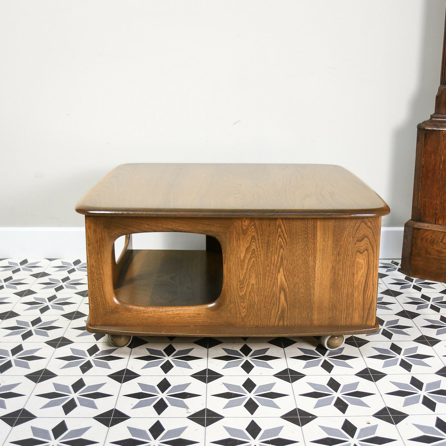 Ercol Windsor 844 Coffee Table Pandora in Golden Dawn. Bentleigh Ant