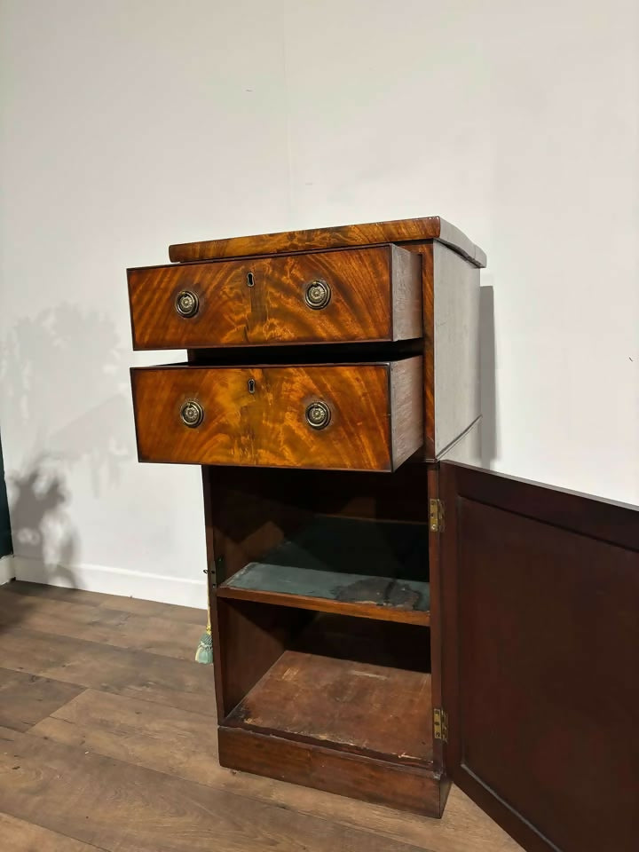 Victorian Mahogany Cabinet6