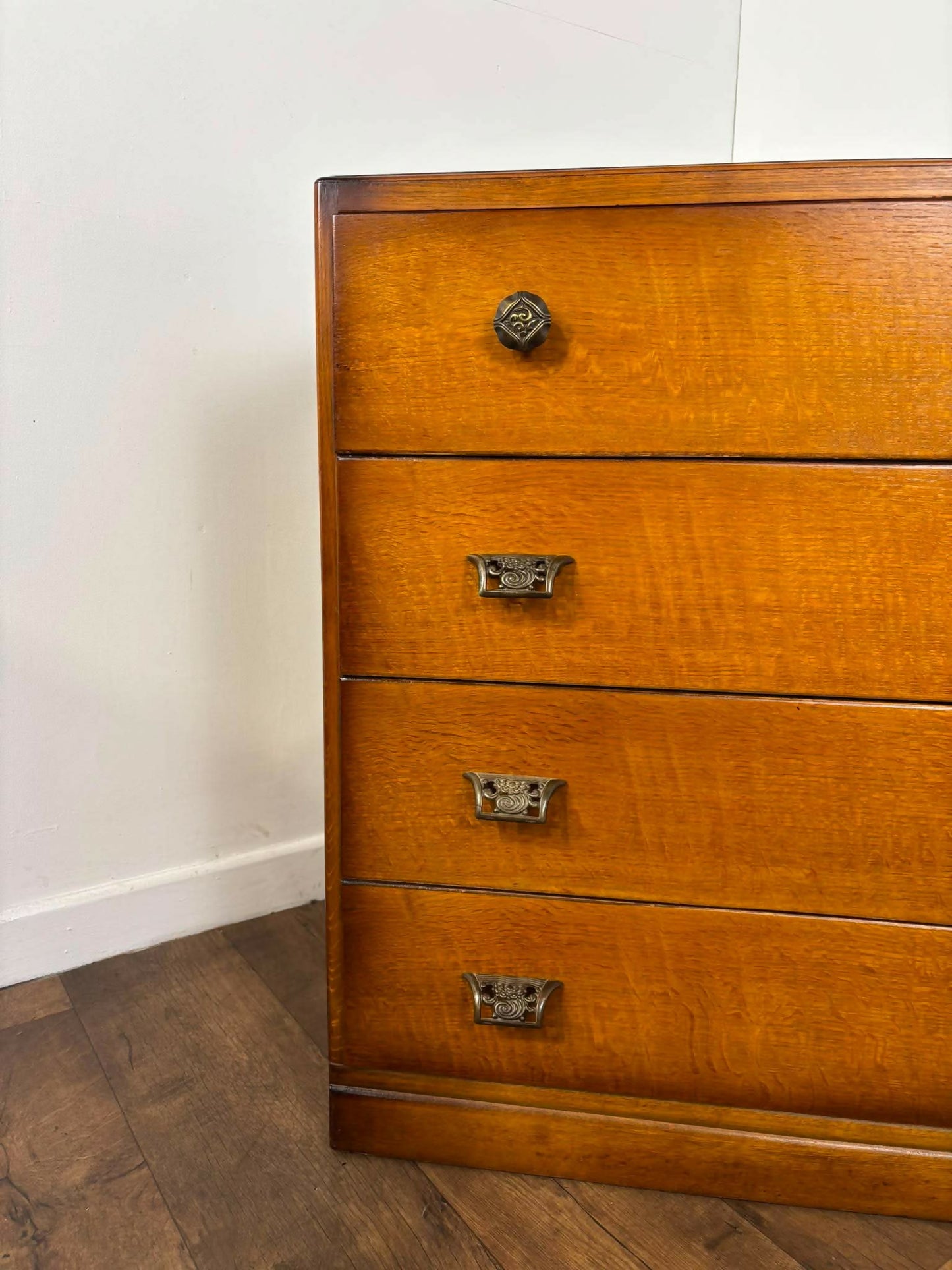Vintage Oak Veneer Chest of Drawers