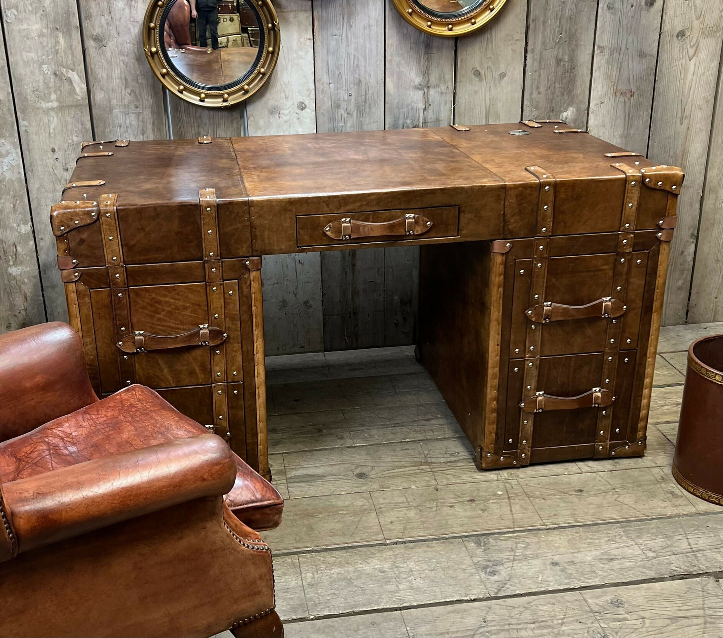 Luxury Hand Dyed Colonial Style Leather Office Desk