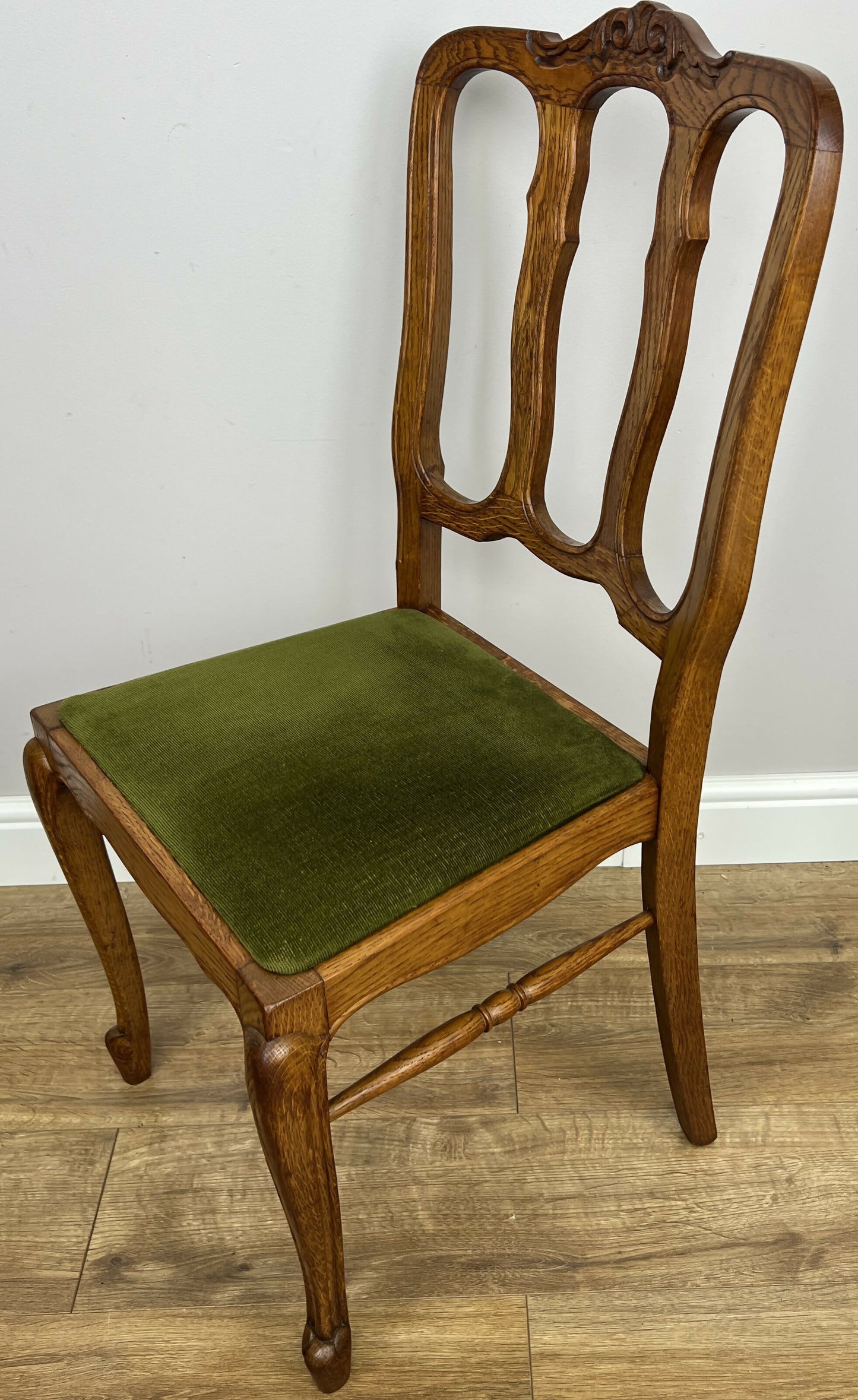 Dining Chairs Vintage French Louis Style Oak Set of 4 Upholstered Seats LOT 6347
