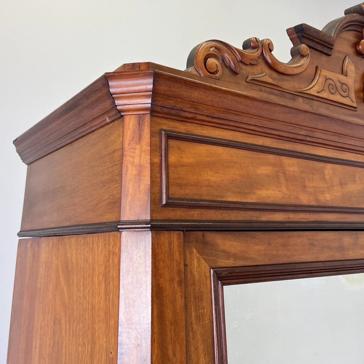 Wardrobe Antique French Mahogany Two Door Carved Mirrored Armoire LOT 6164