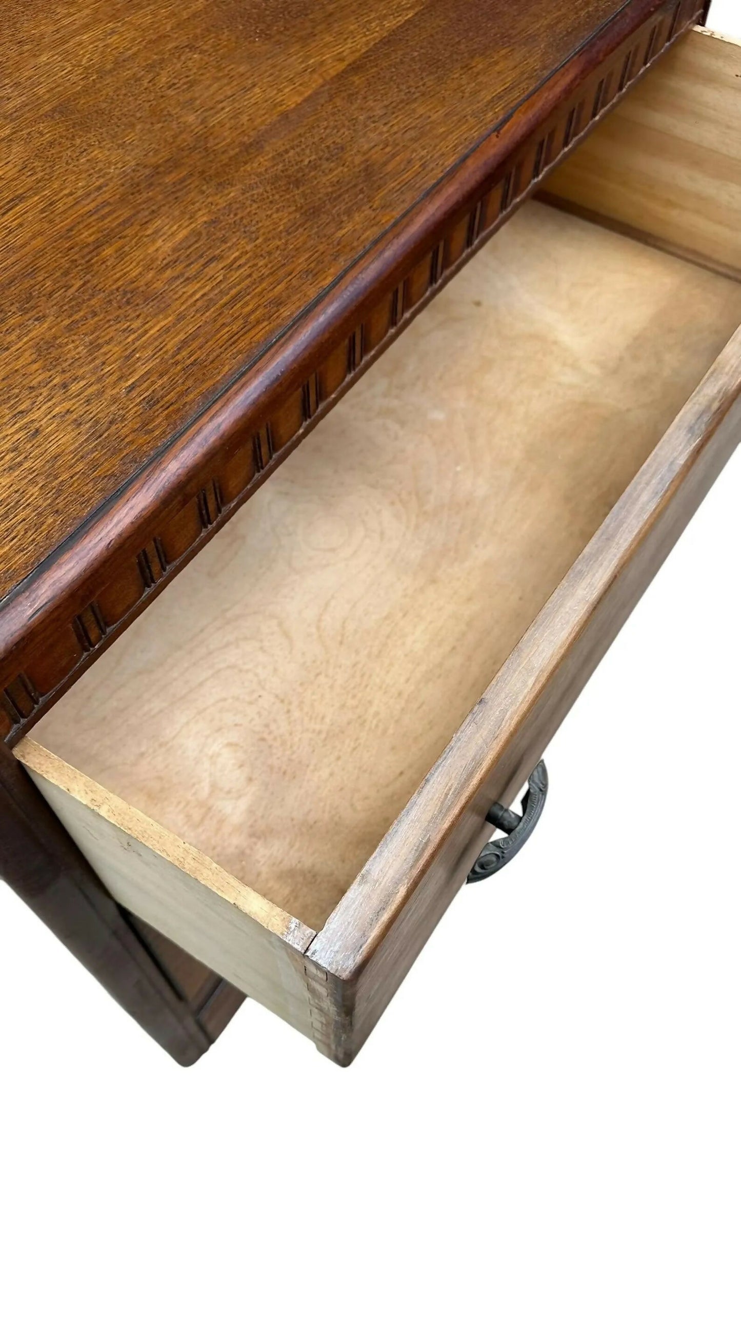 Vintage small chest of drawers by Lebus