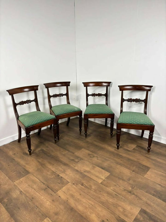Victorian Set of Four Mahogany Slat Back Dining Chairs – Carved Backs, Turned Legs