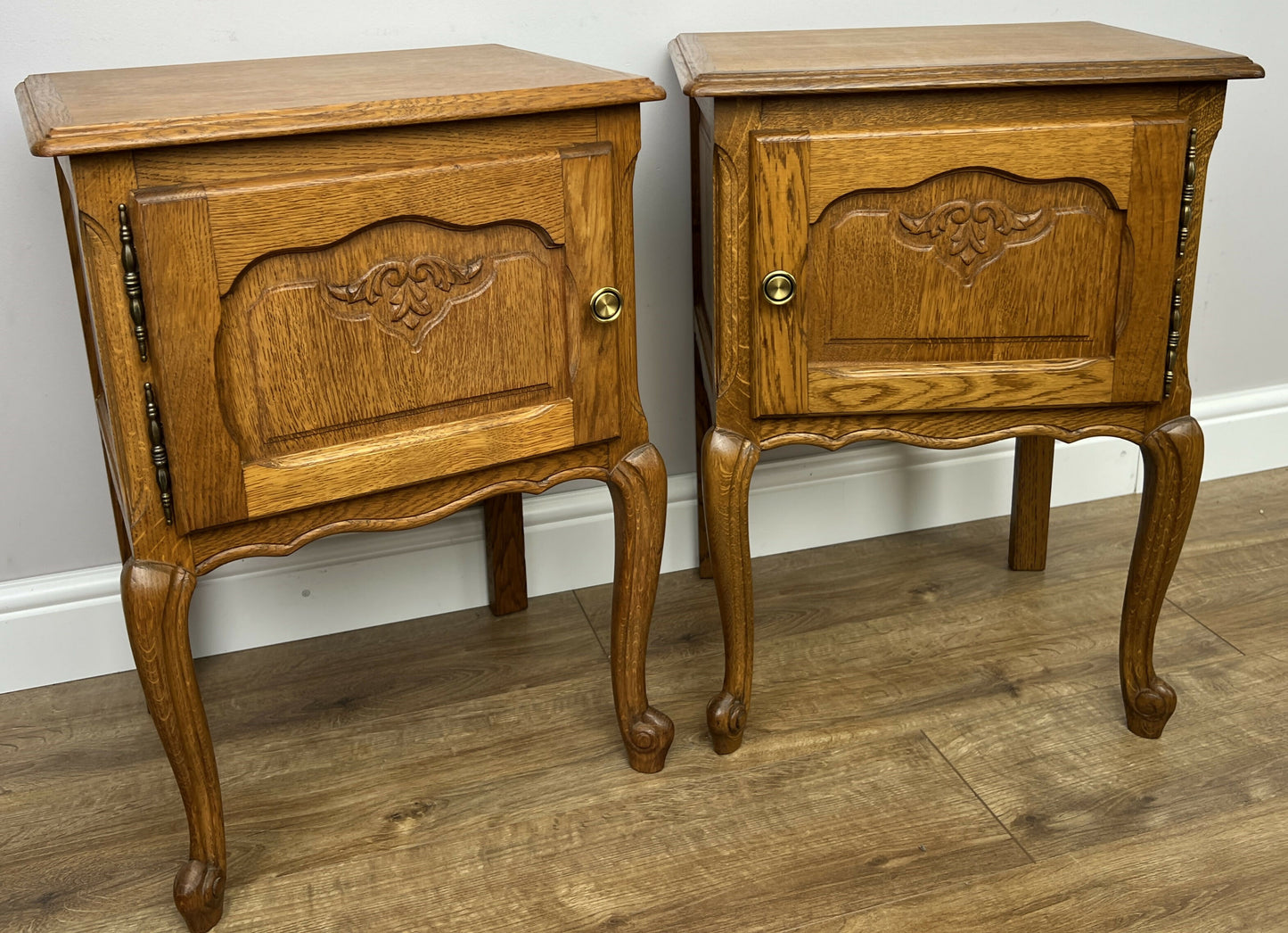 Pair of Bedside Tables Vintage French Louis Oak Nightstands Cabinets LOT 6297