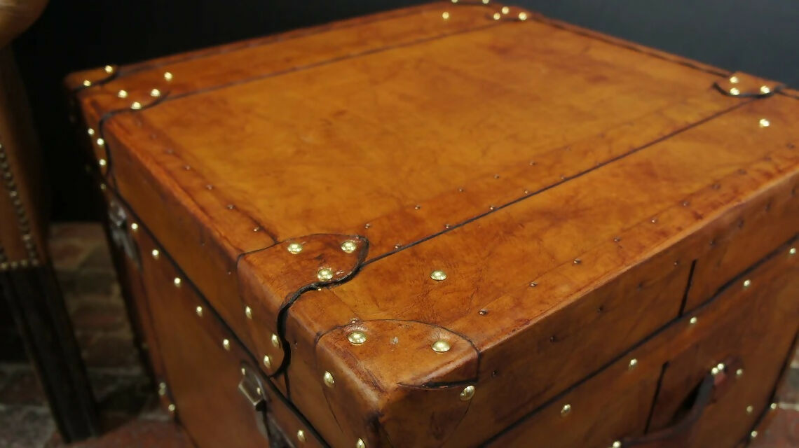 London Tan British Luxury Handmade Leather Coffee Table Trunk