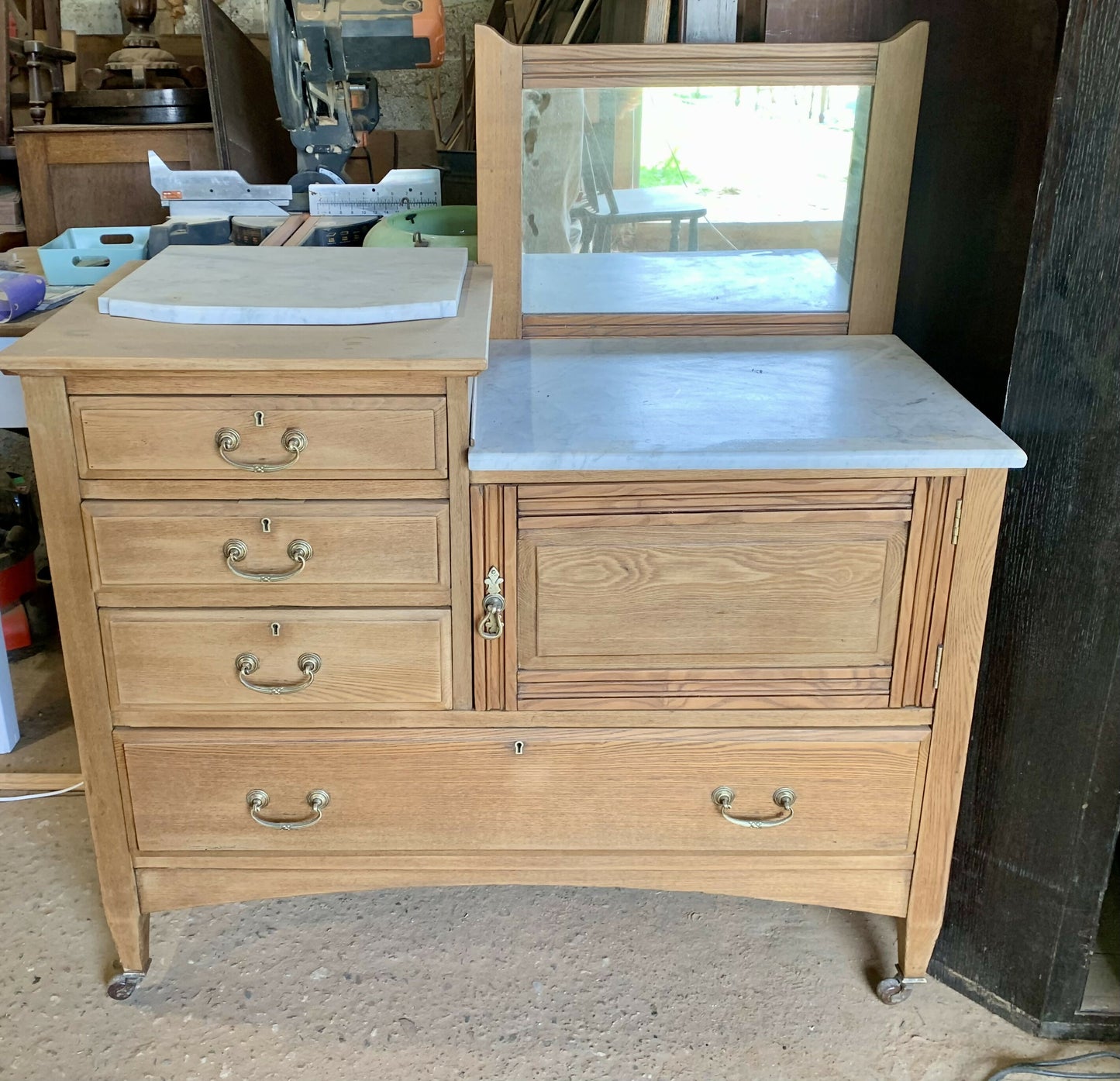 Victorian Washstand