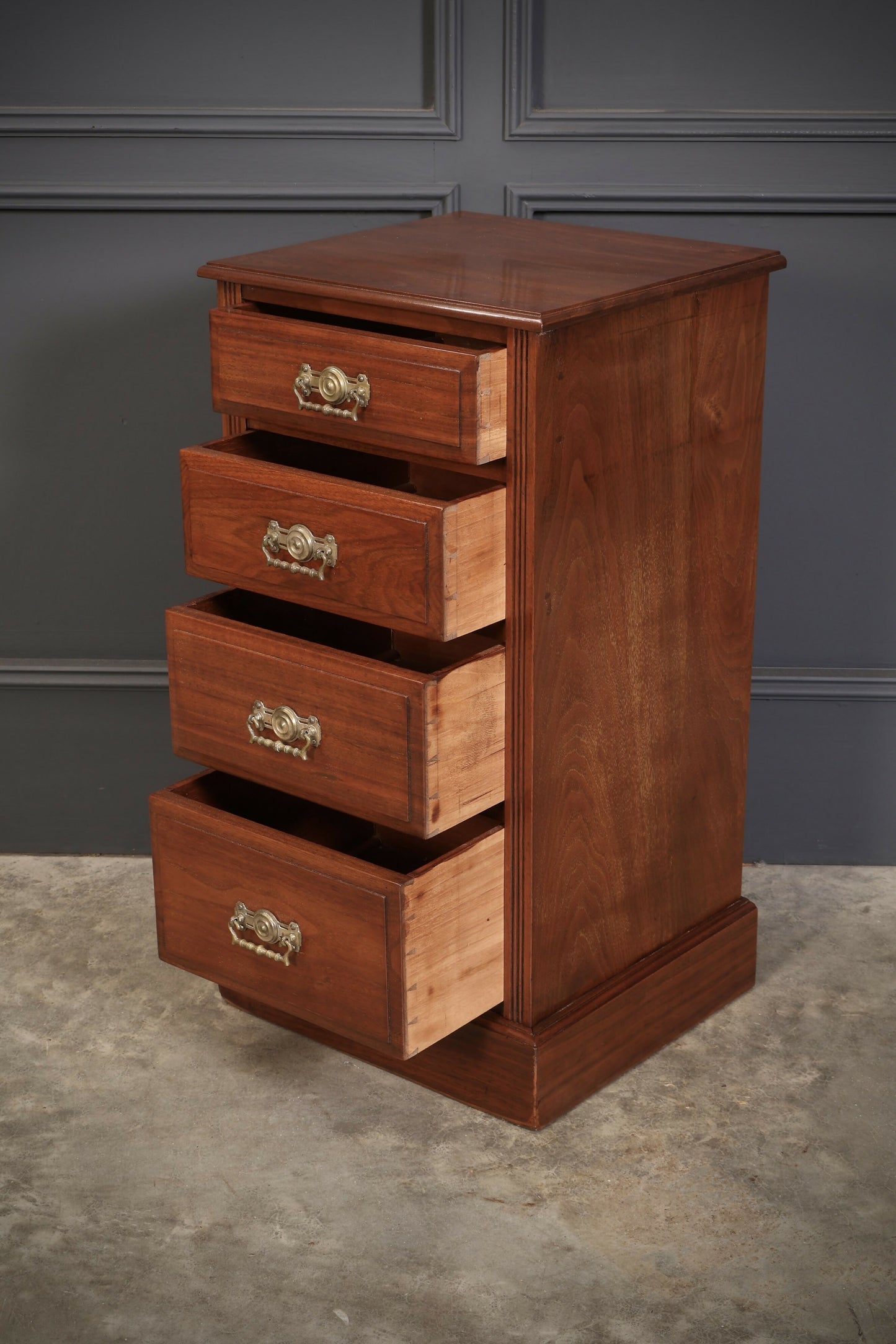 Pair Of Late Victorian Walnut Vintage Bedside Night Stands