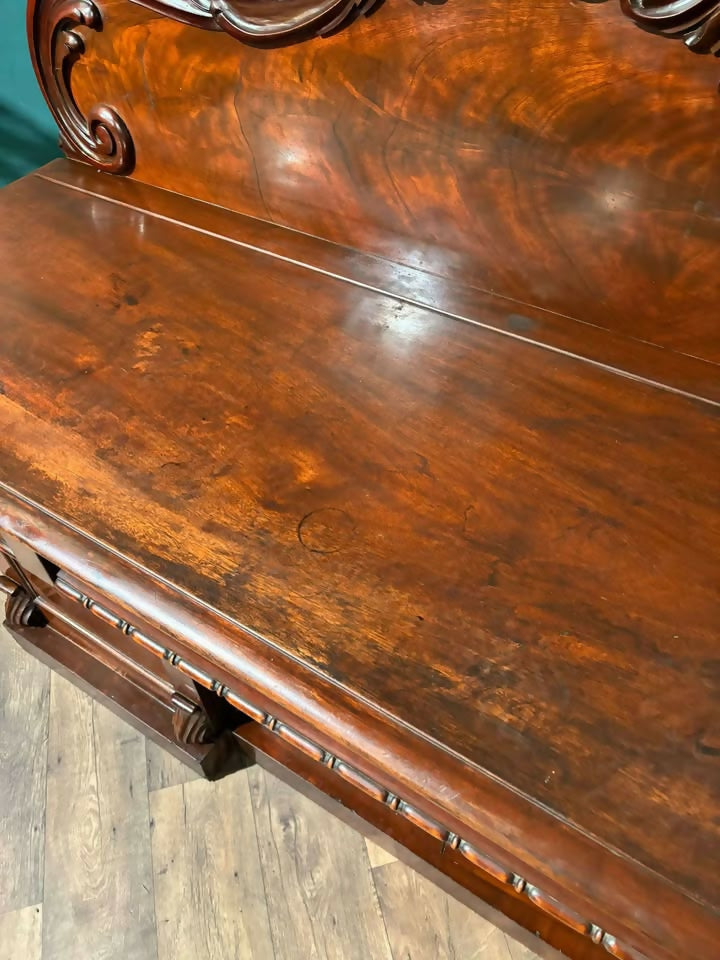 Victorian mahogany chiffonier, having a decorative gallery 1