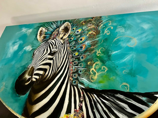 Zebra Table