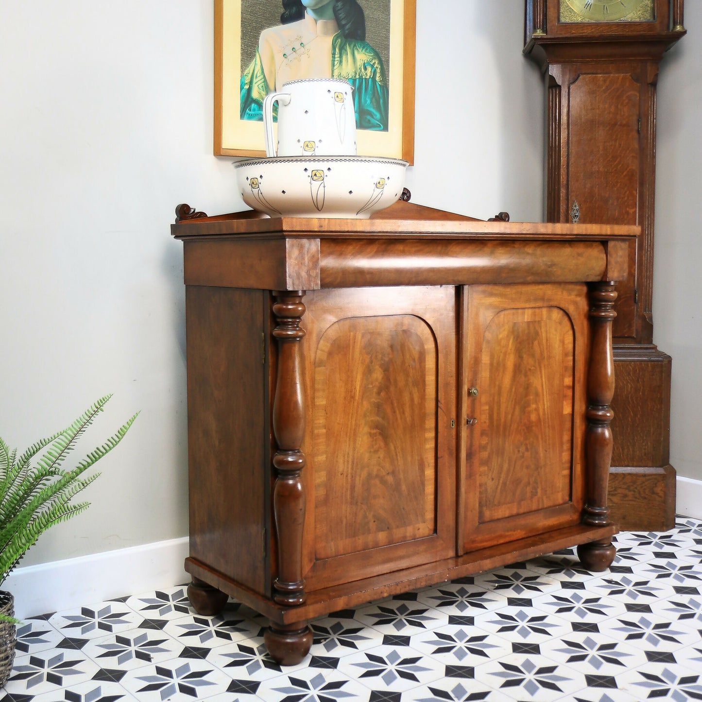 Antique Mahogany Chiffonier Sideboard Victorian with Fitted Interior.