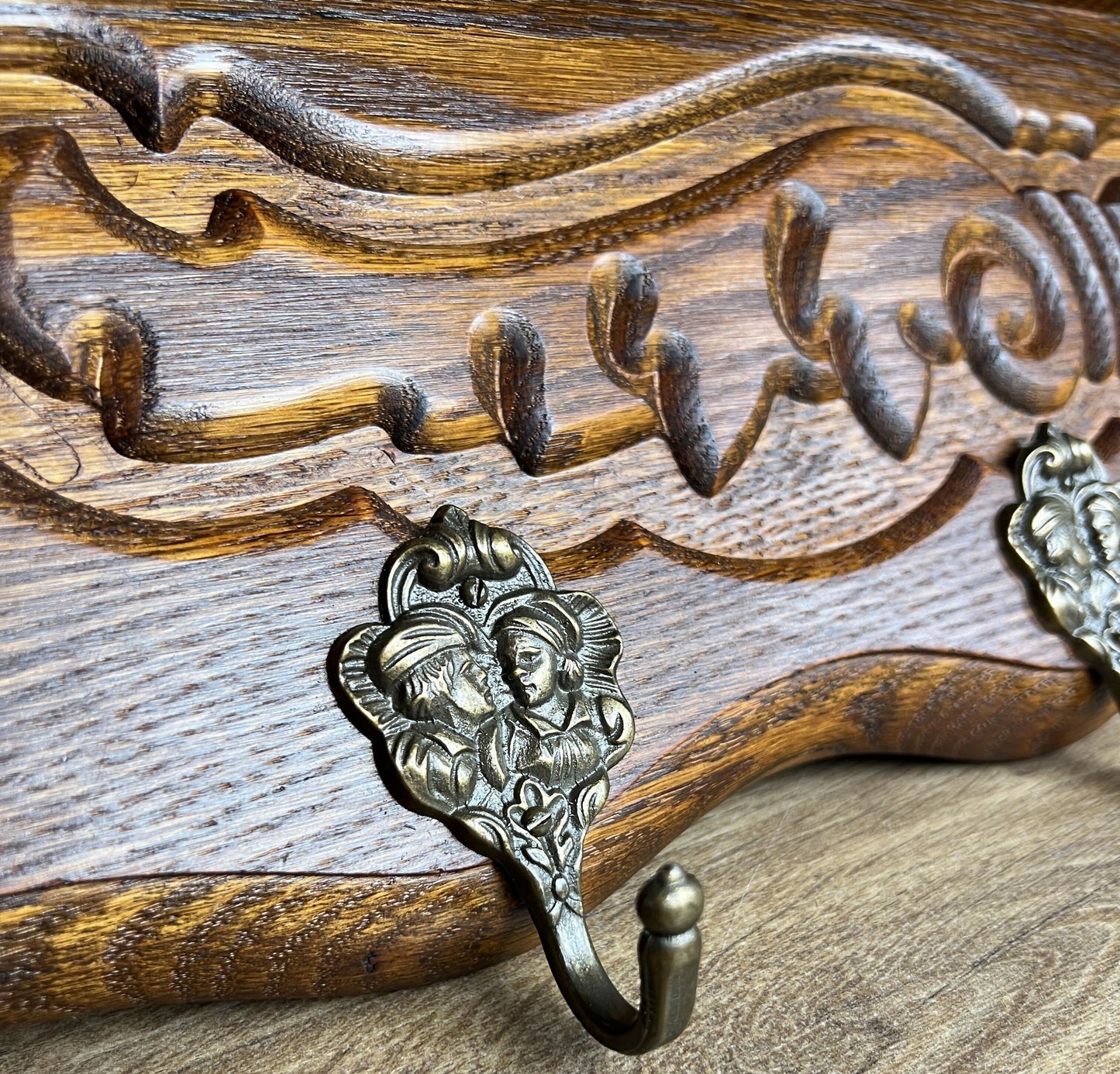 Coat Rack Vintage French Carved Oak Wall Mounted 6 Hooks Rack Hanger LOT 6368