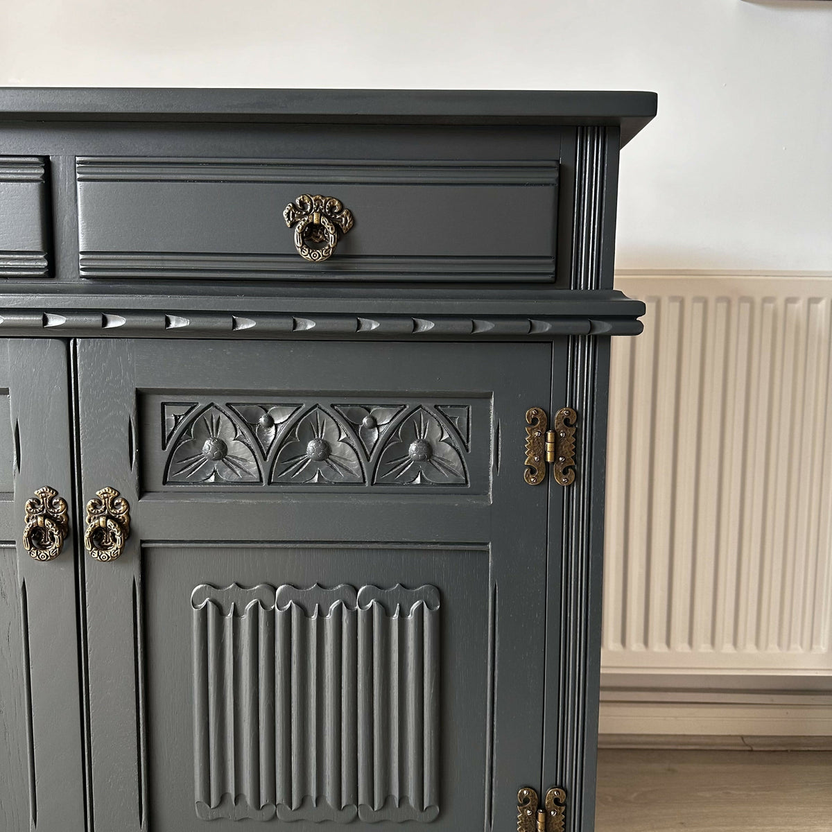 Old Charm Vintage Oak Sideboard