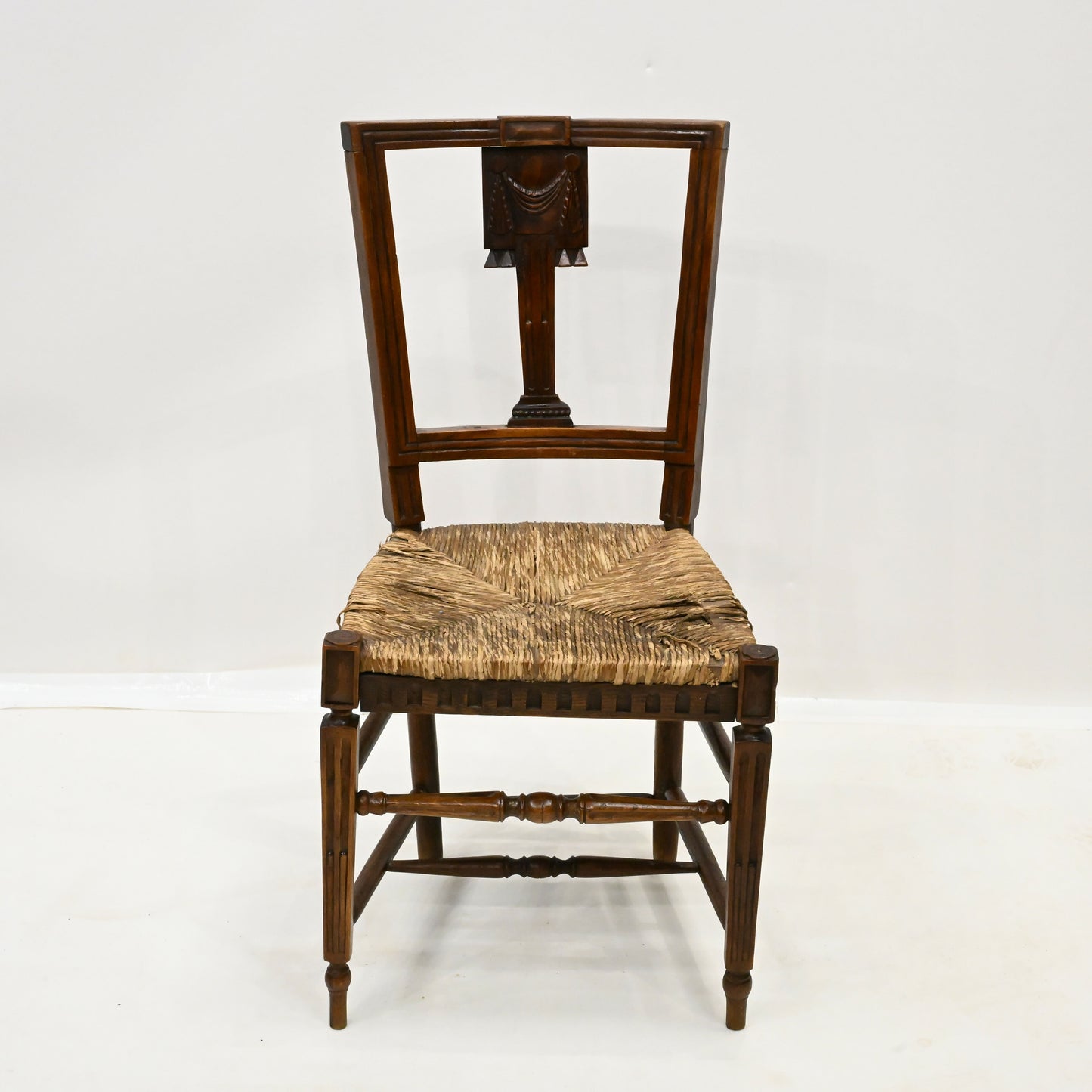 Set of 7 Georgian Dining Chairs With Rush Seats Back Carvings FREE UK Delivery. SBR10037/0502E