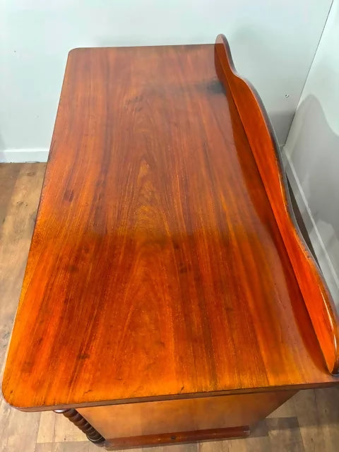 Victorian Scottish Flame Mahogany Pedestal Desk