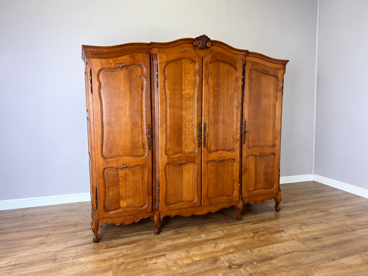 Wardrobe Vintage French Louis XVI Style Oak Four Door Carved Armoire LOT 6504