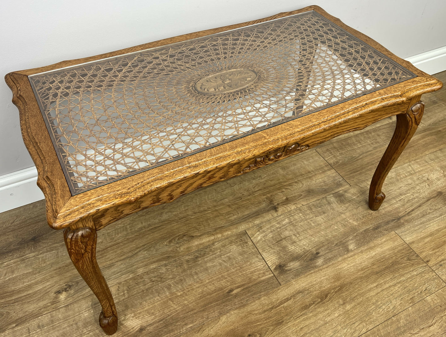Coffee Table Vintage French Style Oak Carved Glass Top Side Table LOT 6310