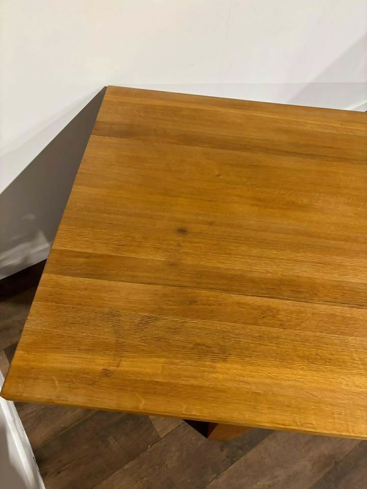 Contemporary Solid Oak Extending Dining Table