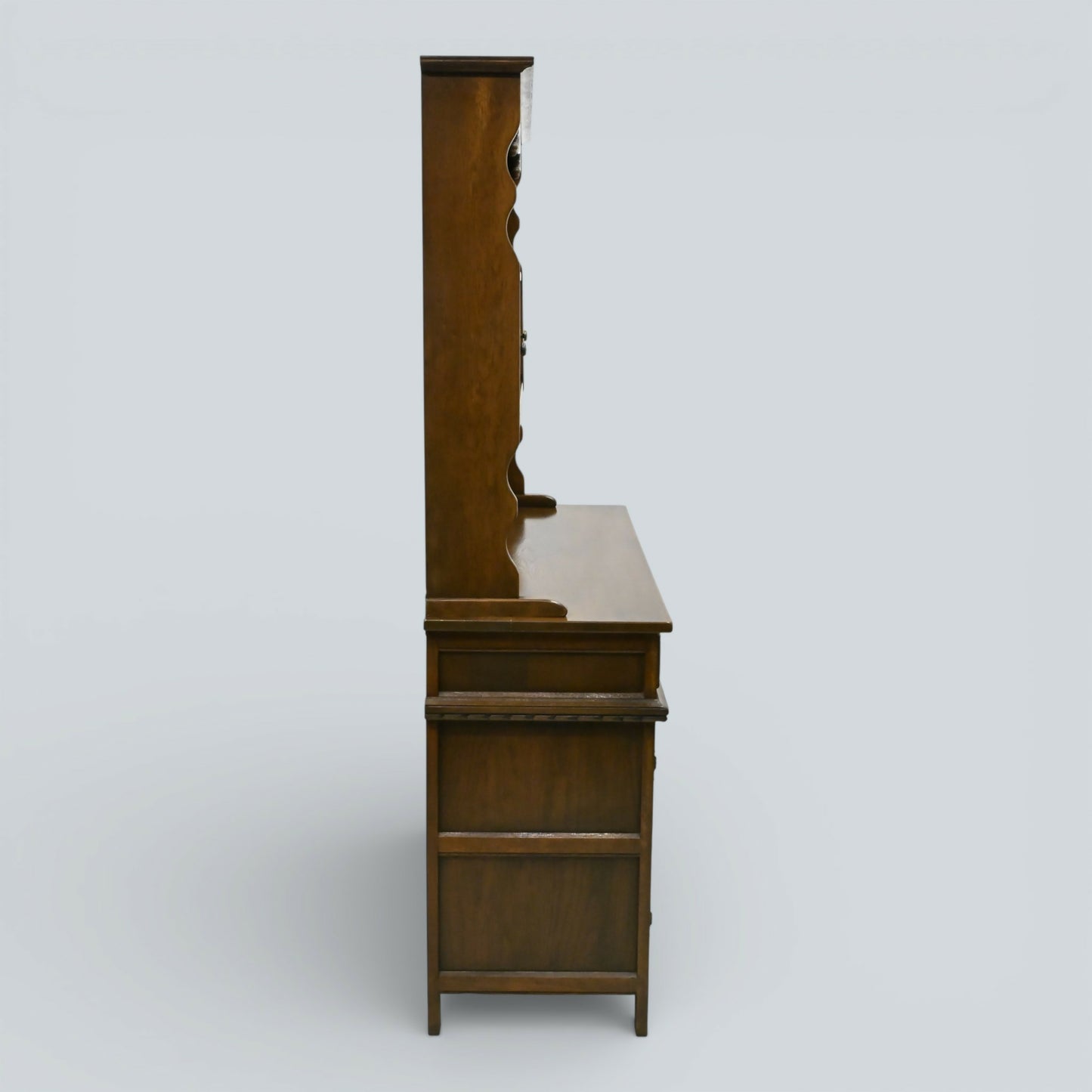Old Charm Oak Dresser In Light Oak Finish Sideboard Display Top FREE UK Delivery