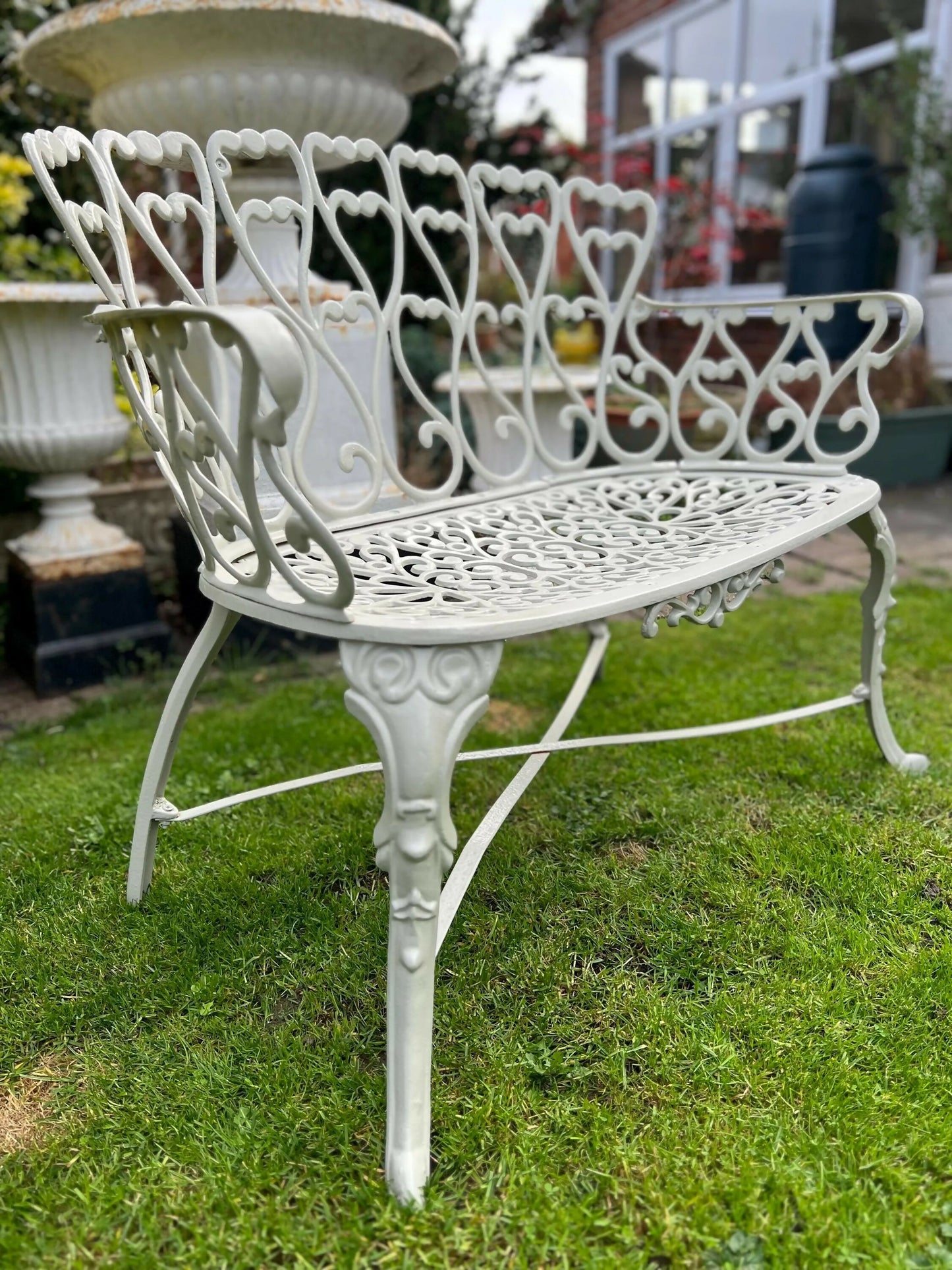 Cast Iron Love Seat Garden Bench in Pebble Grey