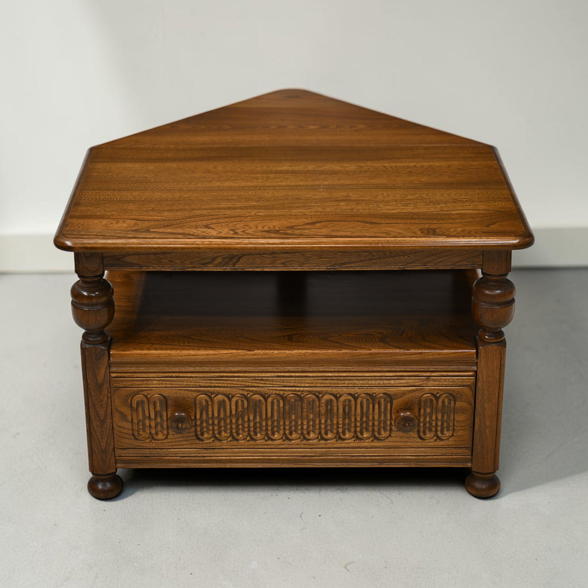 Ercol Warwick Corner/Drop Leaf TV Stand Video Cabinet FREE UK Delivery*