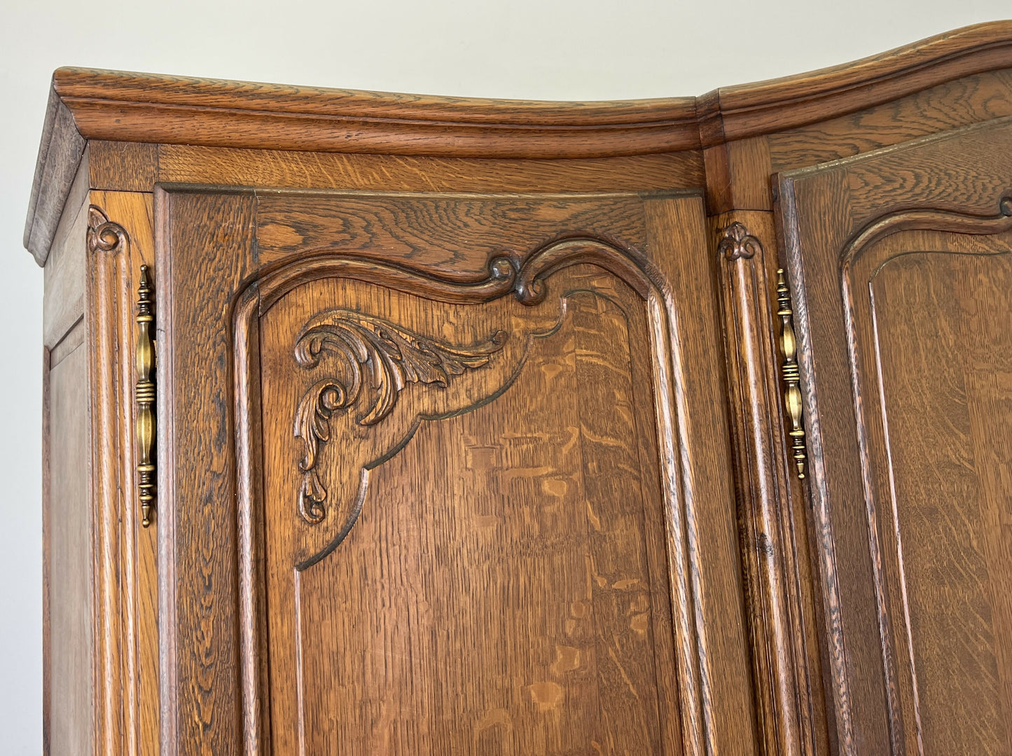 Wardrobe Vintage French Louis XVI Style Oak Four Door Carved Armoire LOT 6113
