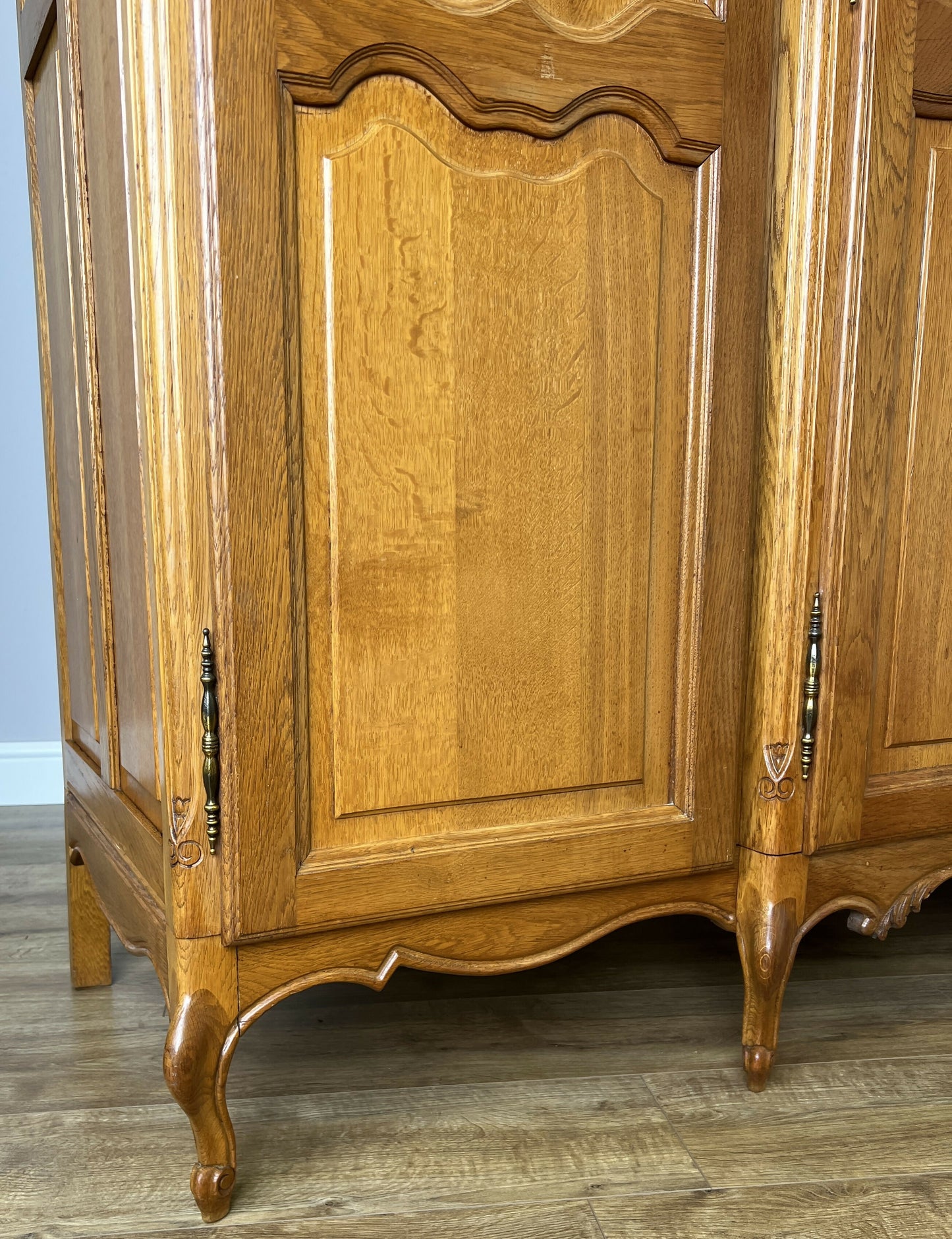 Wardrobe Vintage French Louis XVI Style Oak Four Door Carved Armoire LOT 6463
