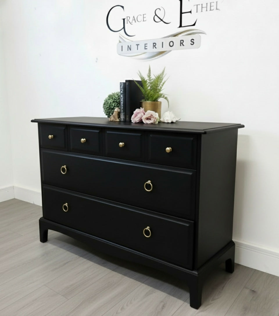 Stag minstrel chest of drawers in black