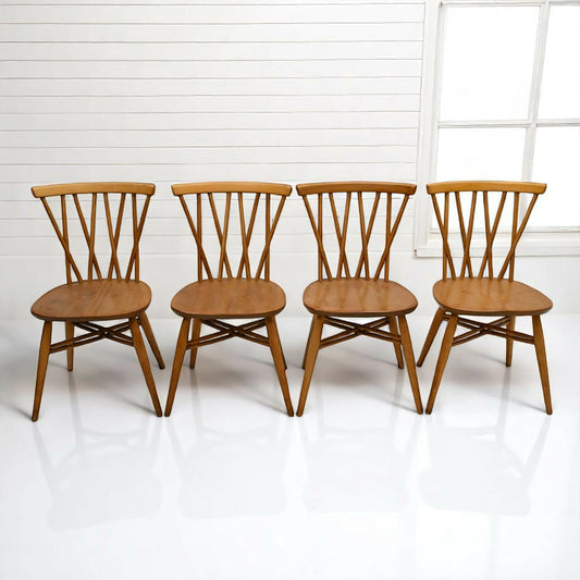 4 Ercol Windsor Candlestick Spindle Back Dining Chairs Model 376 FREE Delivery*. SBR10422/0605E