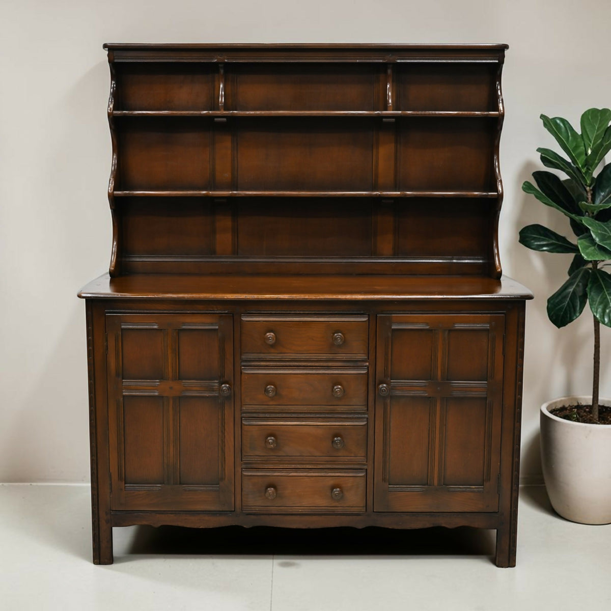 Ercol Sideboard Welsh Dresser Top 4 Drawers 2 Cupboards 282D FREE UK Delivery*