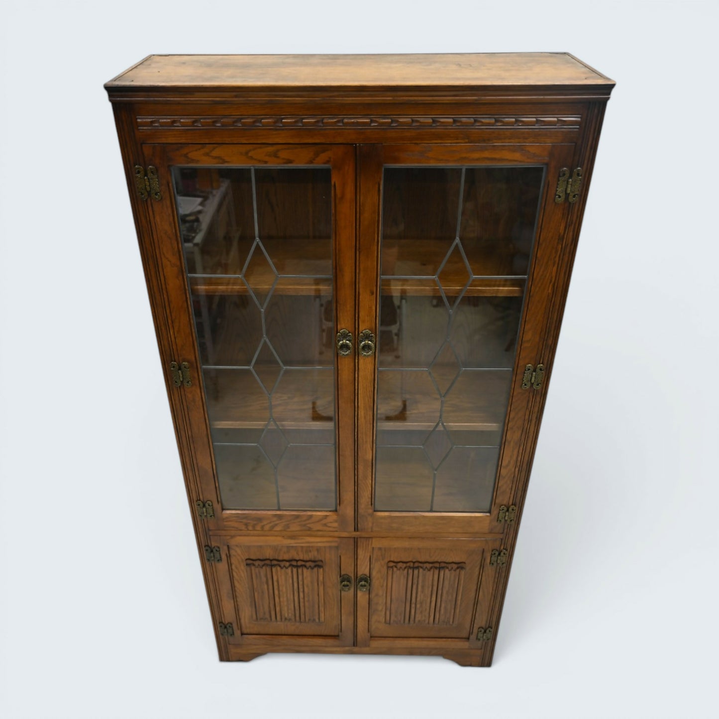 Old Charm Bookcase Display Cabinet Light Oak Finish EXC Clean FREE UK Delivery*