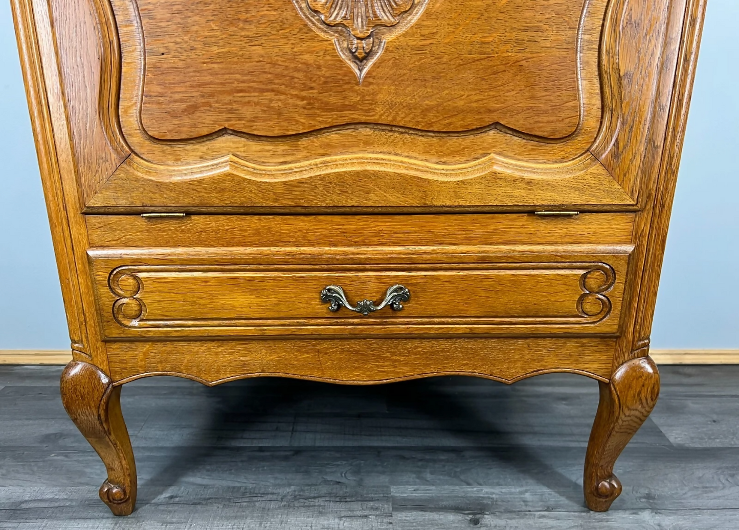 Cabinet Vintage French Louis XIV Style Bureau Sideboard Carved Cupboard LOT 3545