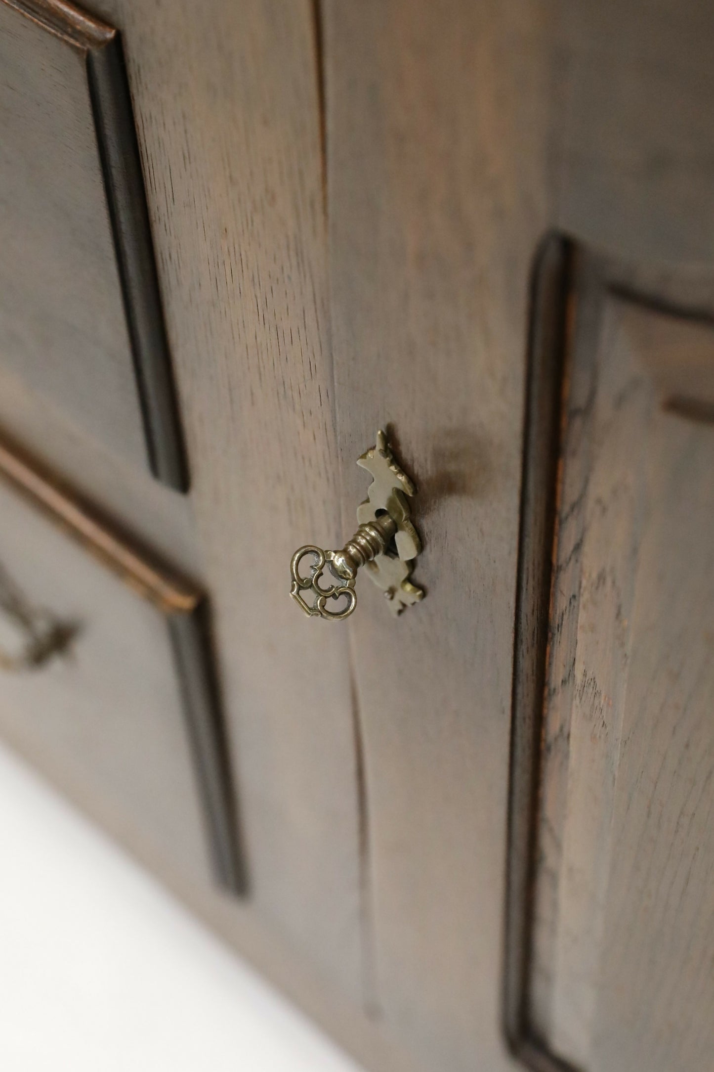 Large Georgian Style Oak Welsh Dresser Sturdy Clean VGC 2 Piece FREE UK Delivery. SBR7108/2504B