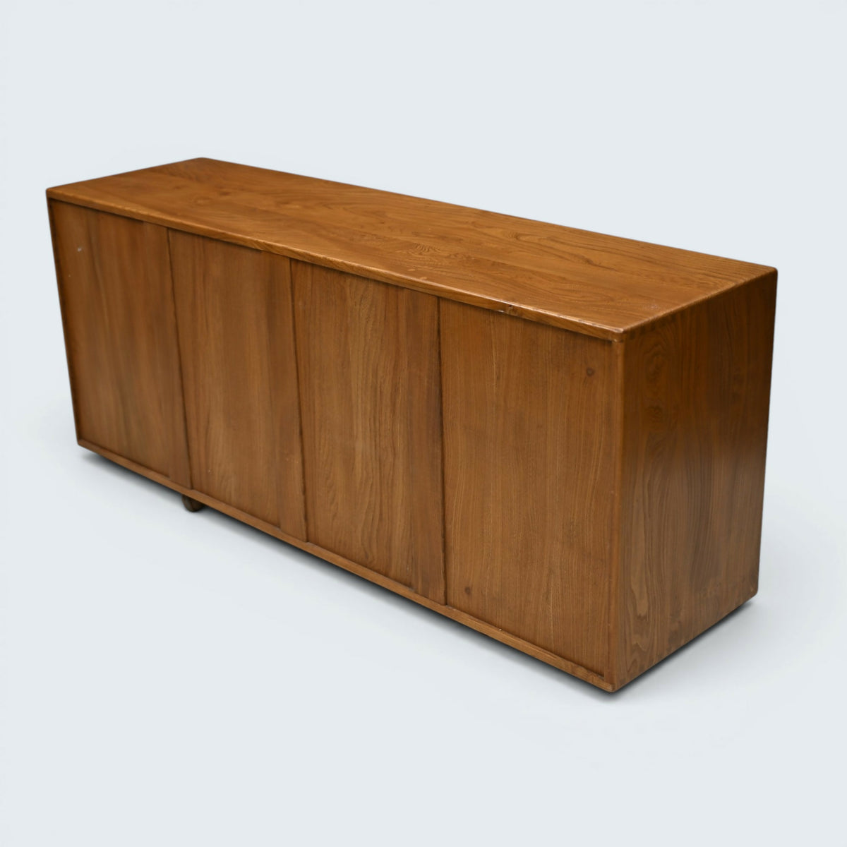 Ercol Windsor Sideboard Model Number 455 Light Finish FREE* UK Delivery