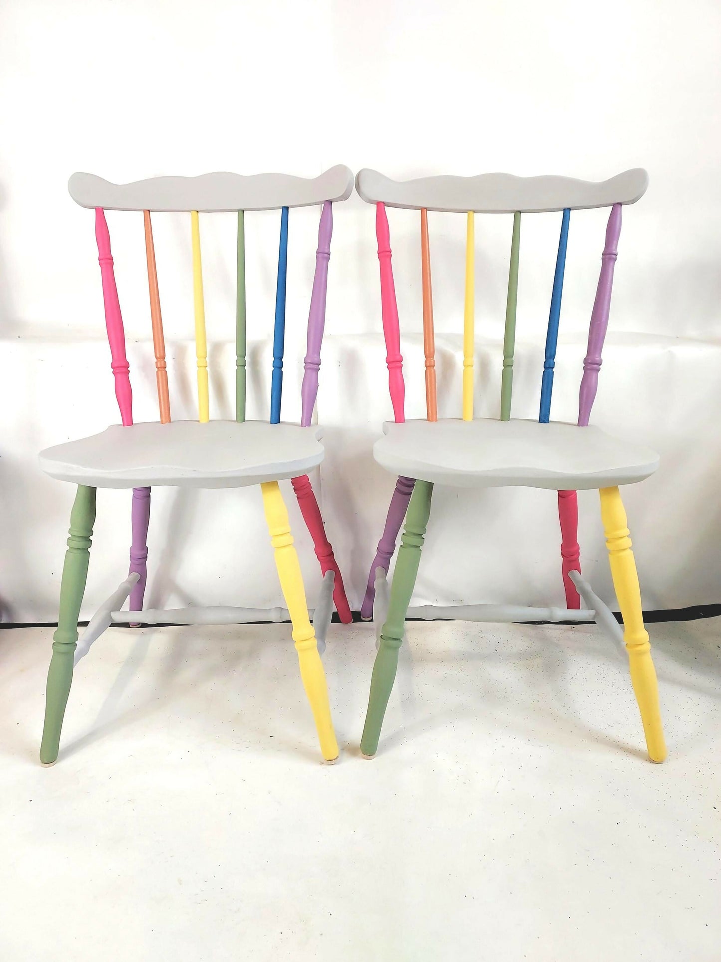 Rainbow Colour Solid Wood Farmhouse Dining Table And Chairs