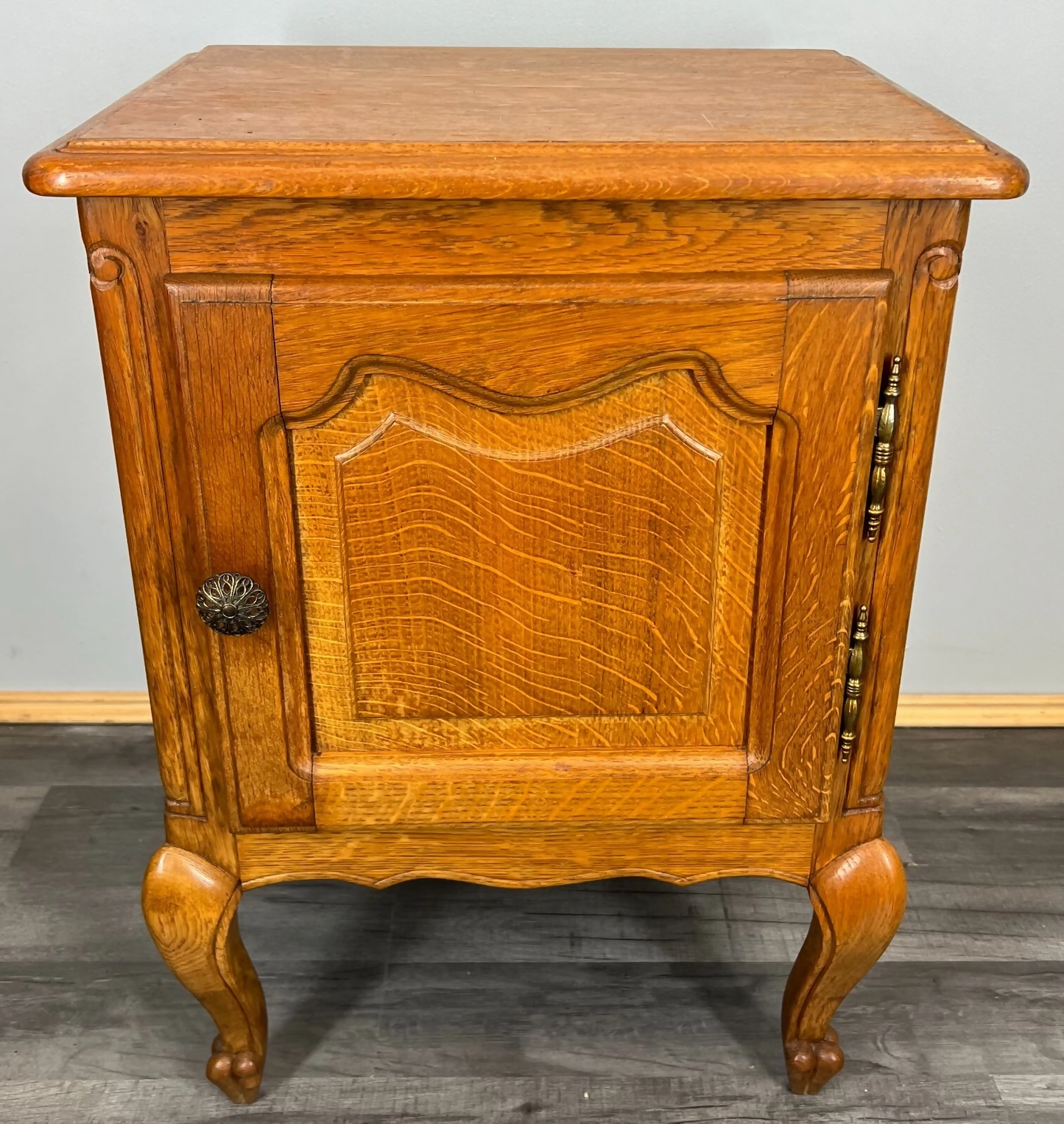 Pair of Bedside Tables Vintage French Oak Cabinets Carved Nightstands LOT 3726