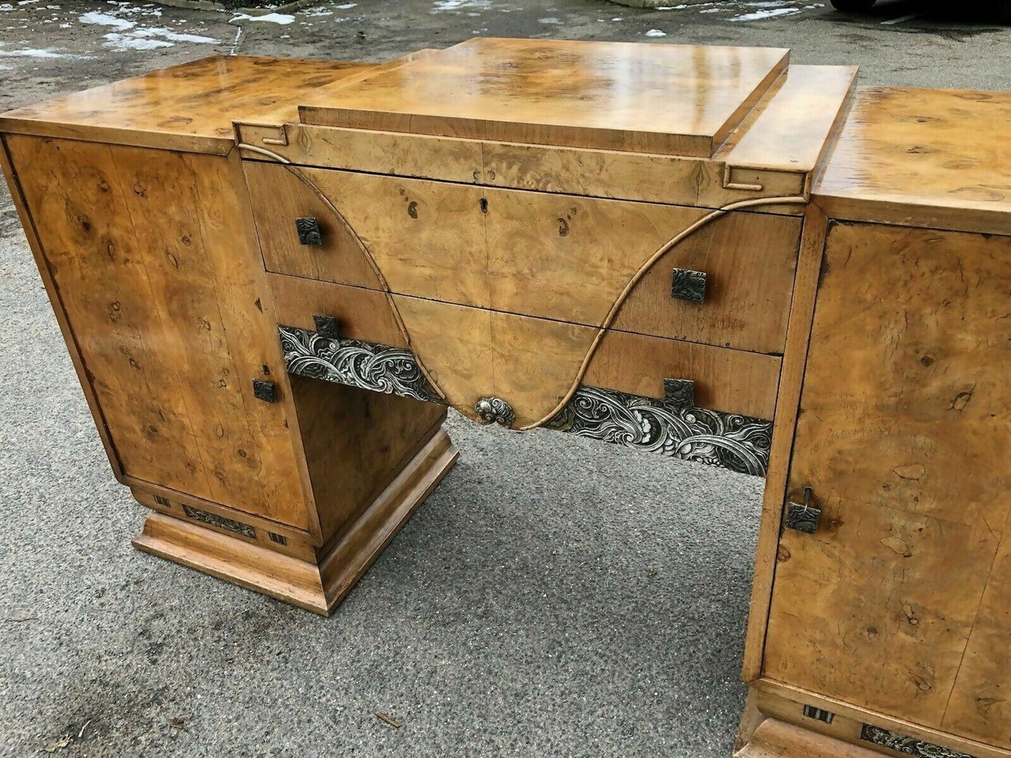 Art Deco Walnut Sideboard Drinks Cabinet