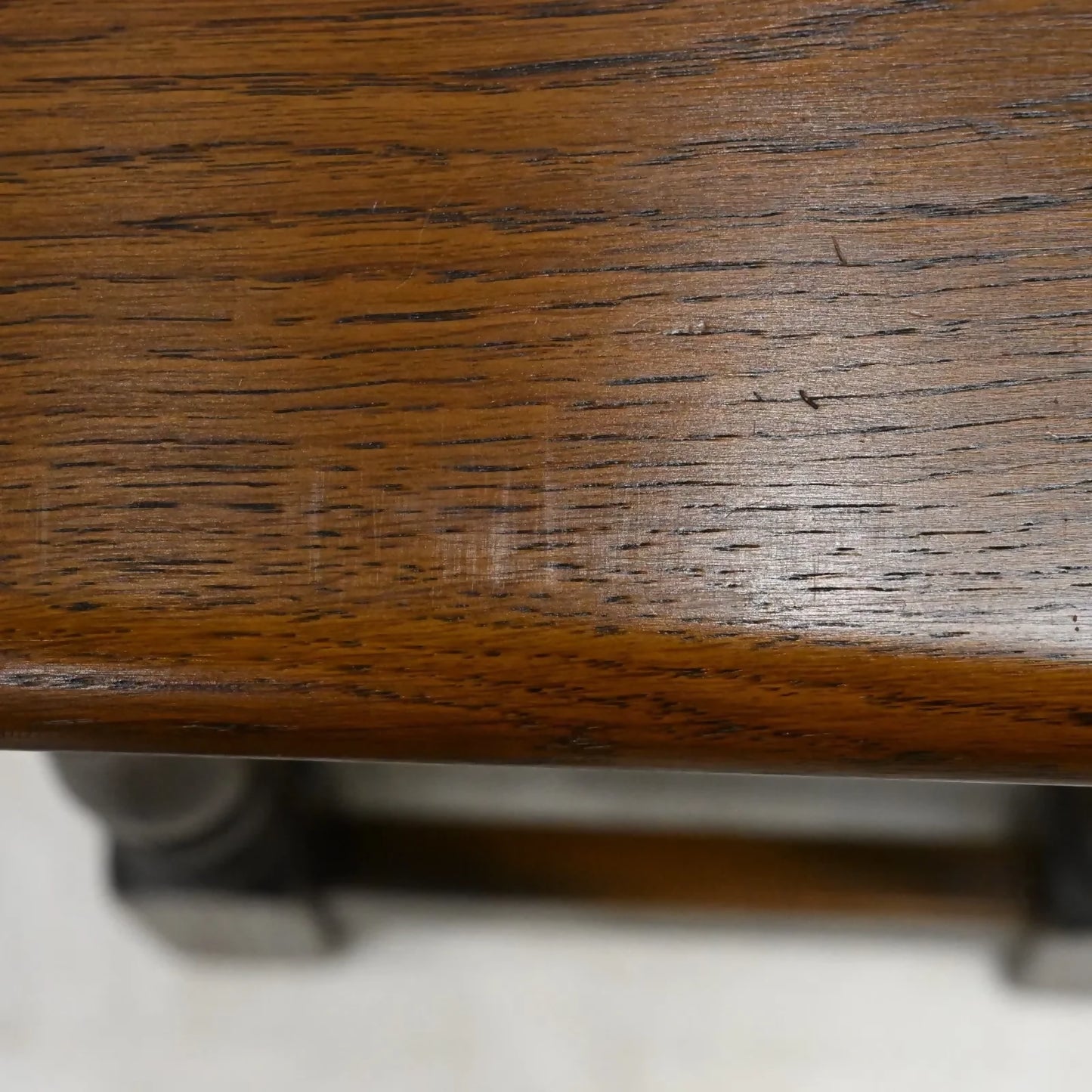 Old Charm Oak Nest of 3 Tables Model 1494 Light Oak Finish Free UK Delivery. SBR10577/1206E