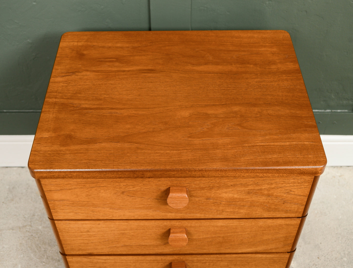 Small Stag Cantata Chest of Drawers / Bedside Drawers - Mid Century