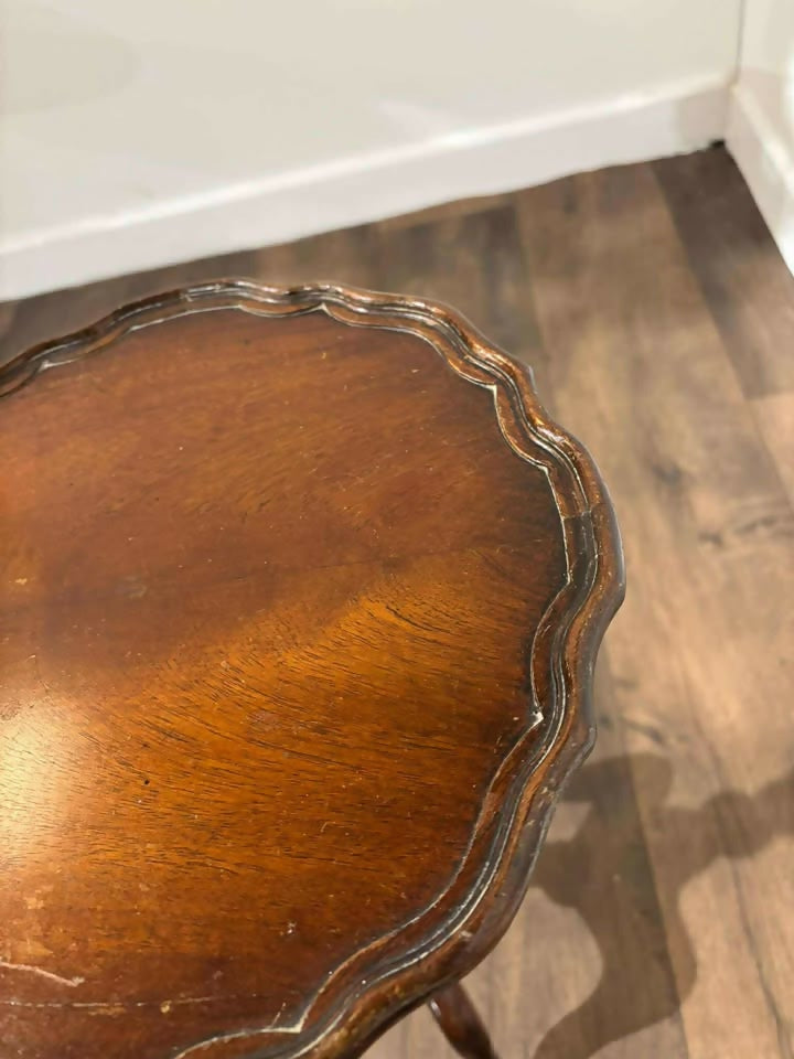 Reproduction Mahogany Wine Table