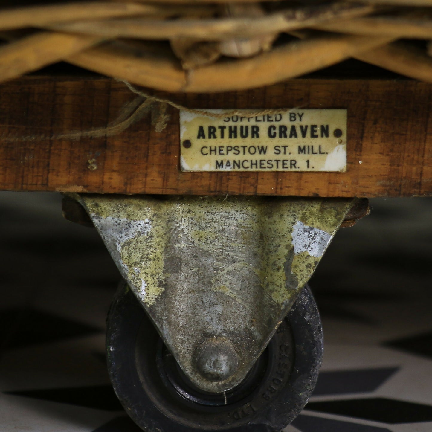 Arthur Craven Mill Basket in Wicker with Rope Handles and Lid
