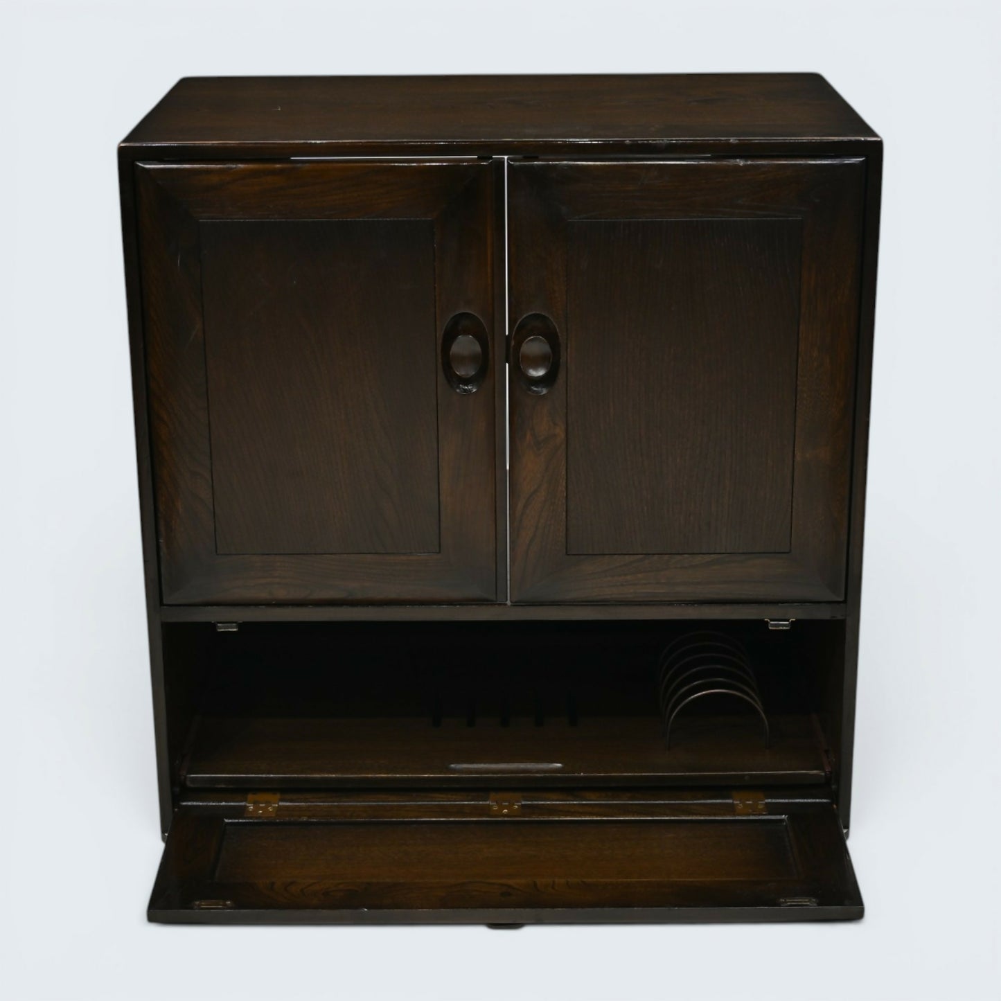 Ercol Mural TV Video Cabinet Windsor Range Dark Finish FREE UK Delivery