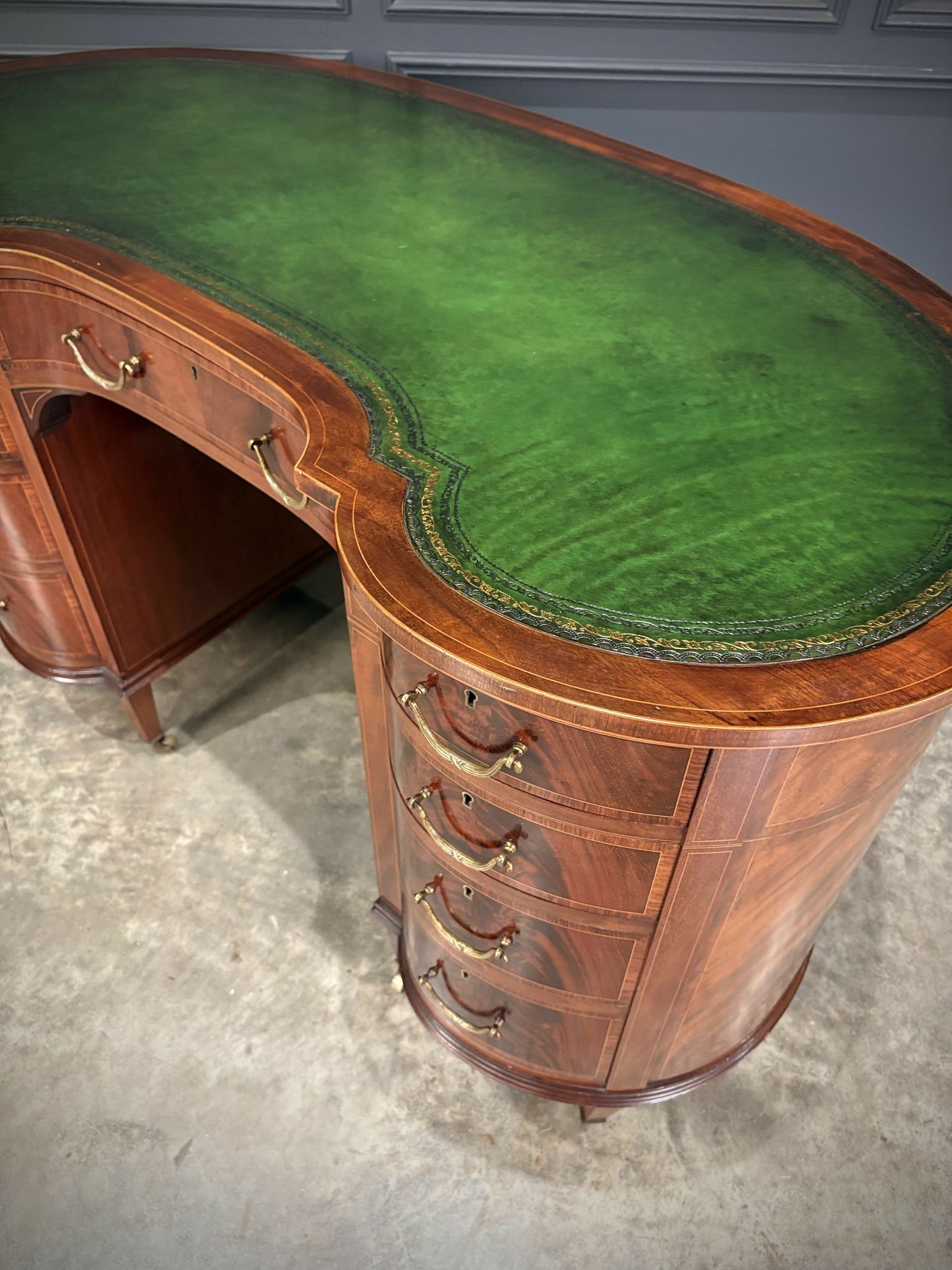 Edwardian Mahogany Vintage Kidney Shaped Desk