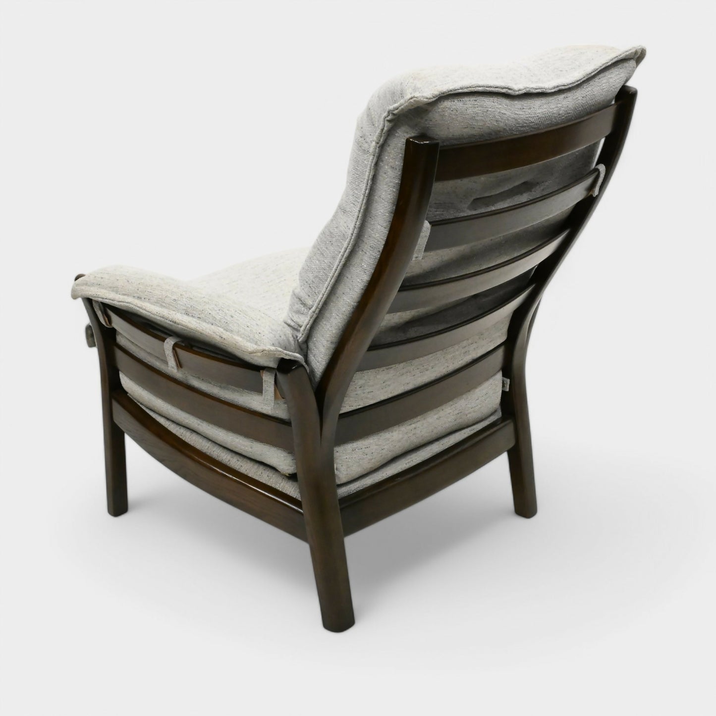 Ercol Saville Easy Chair Armchair Dark Finish Grey Upholstery FREE UK Delivery*. SBR10065/1202E