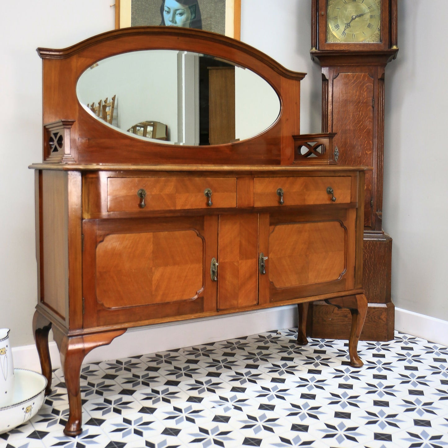 Edwardian Mirror Back Sideboard in Mahogany with Cabriole Legs