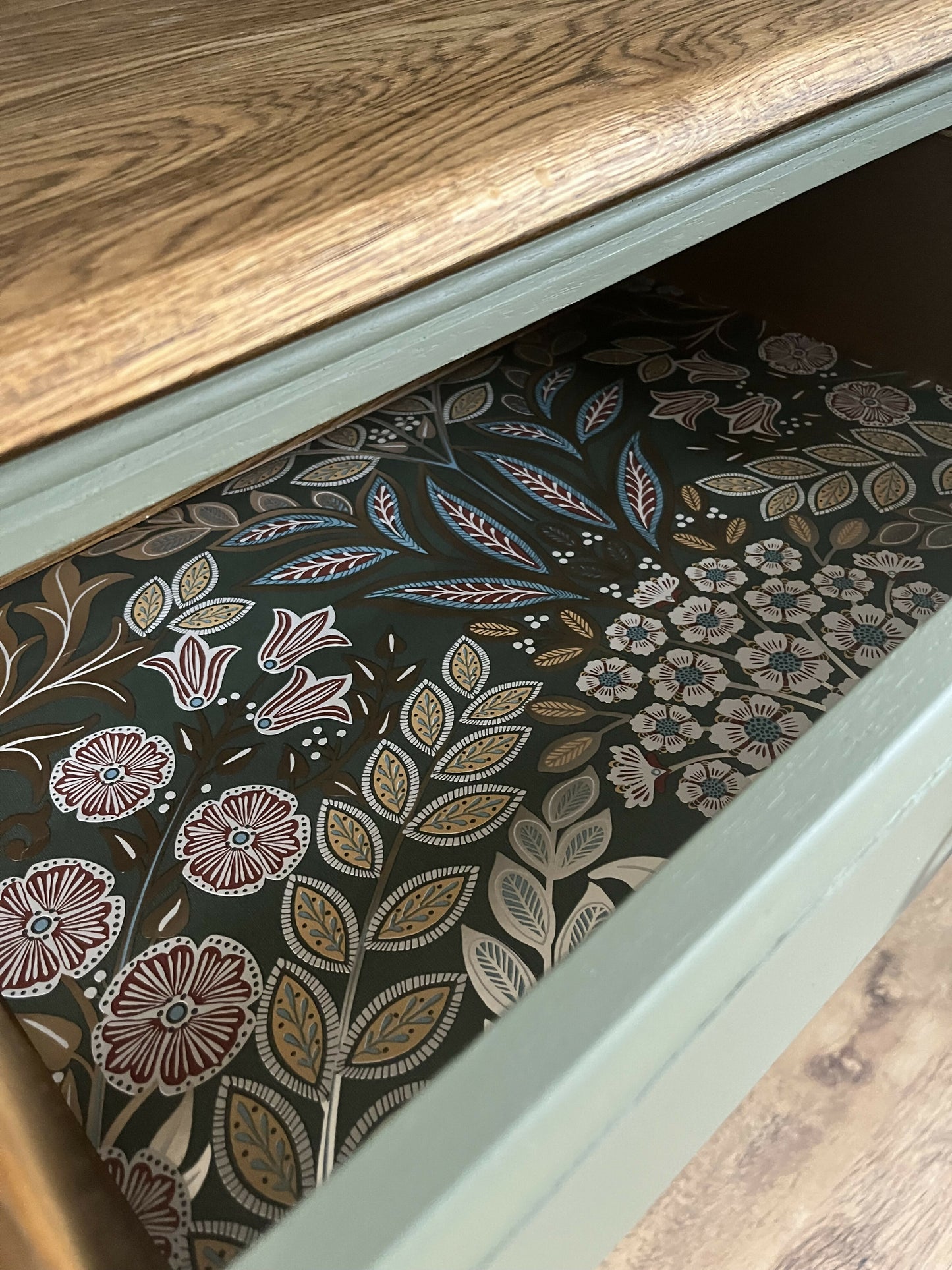 Old Charm Oak Cabinet