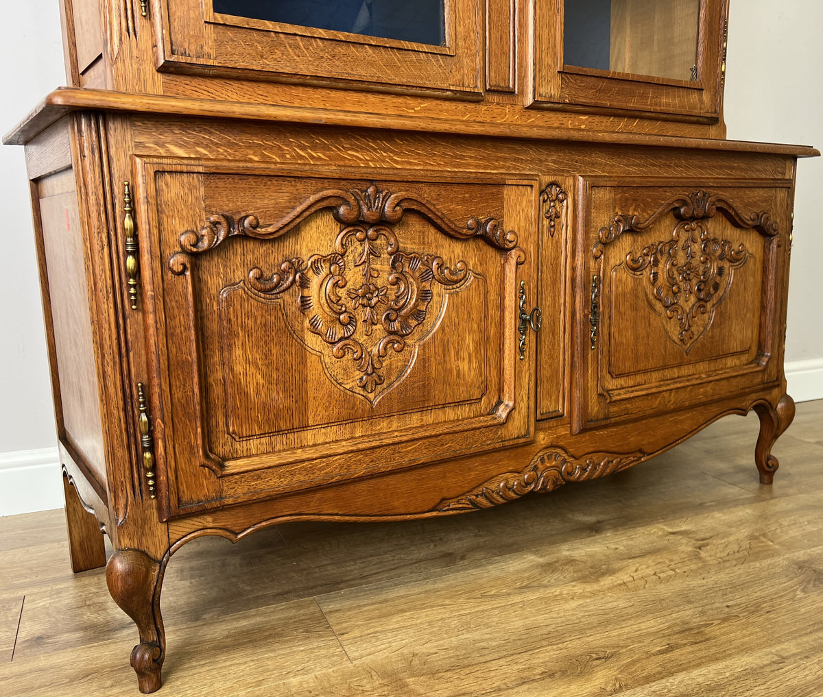 Bookcase Vintage French Louis Oak Glazed Display Cabinet Sideboard LOT 6546