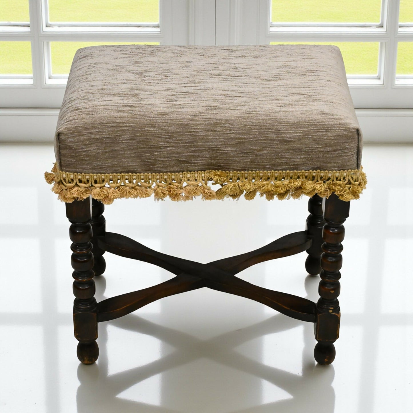Vintage Piano Stool Dressing Table Stool Newly Upholstered Free Delivery. SBR10662/0307E