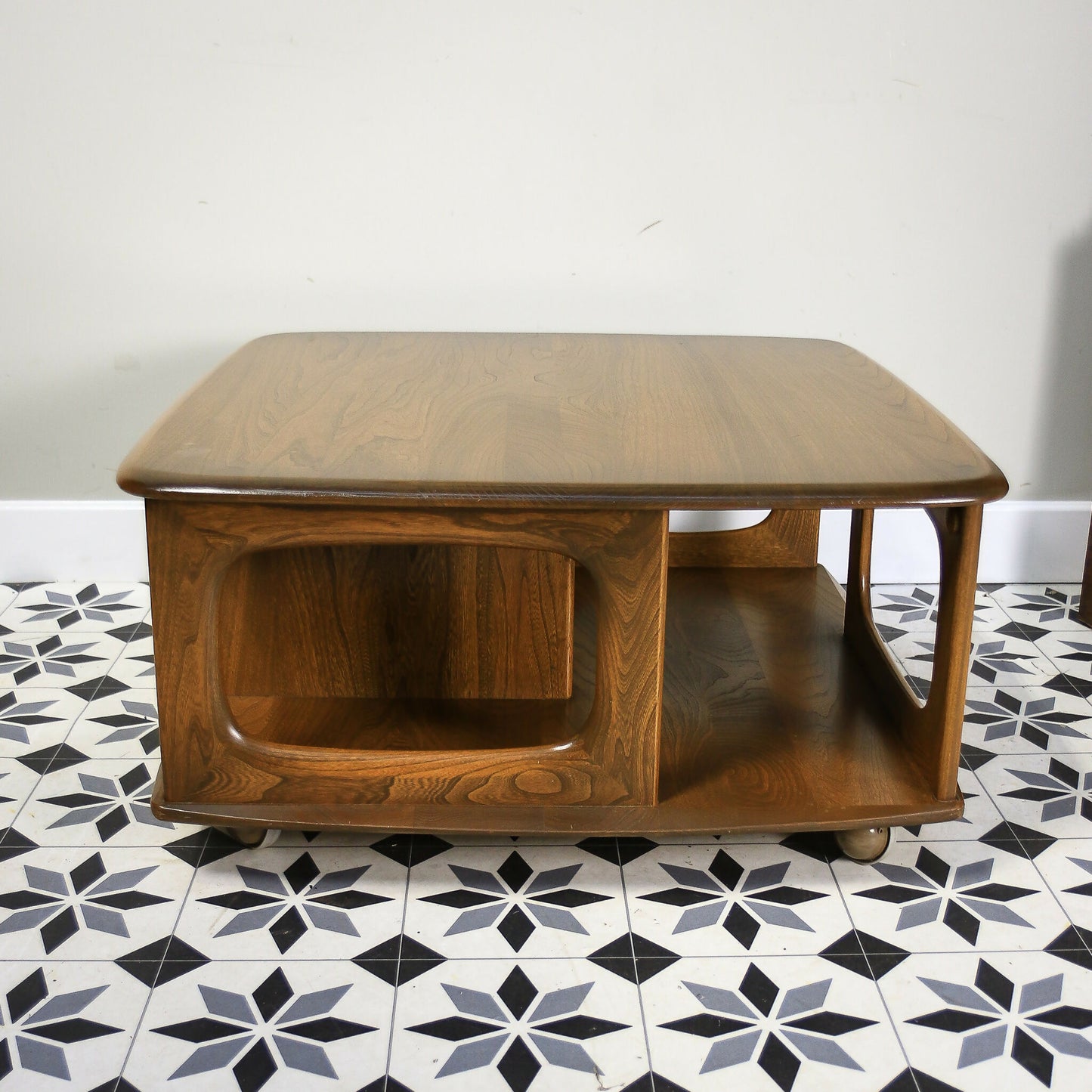 Ercol Windsor 844 Coffee Table Pandora in Golden Dawn. Bentleigh Ant